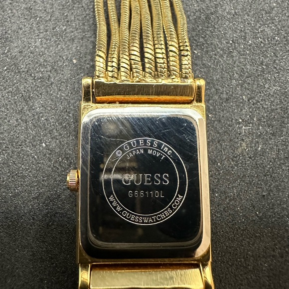 Guess rectangular multi strand bracelet watch.  New battery - Picture 5 of 5